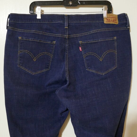Levi's Women's Plus Size Classic Bootcut Jeans Dark Wash Size 20W Med Stretch - Picture 6 of 11